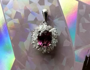 紫紅色馬拉亞石榴石項鍊1